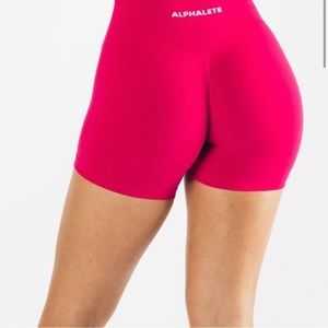 Alphalete Amplify Shorts Hot Pink